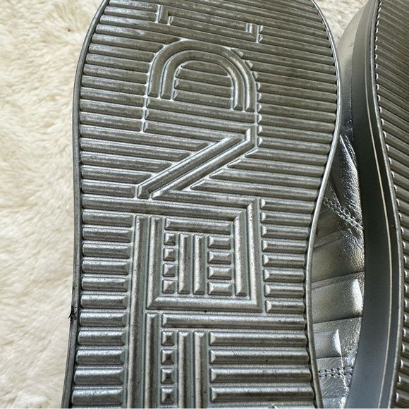 Fendi women boots size 35.5 US Authentic - Picture 10 of 10